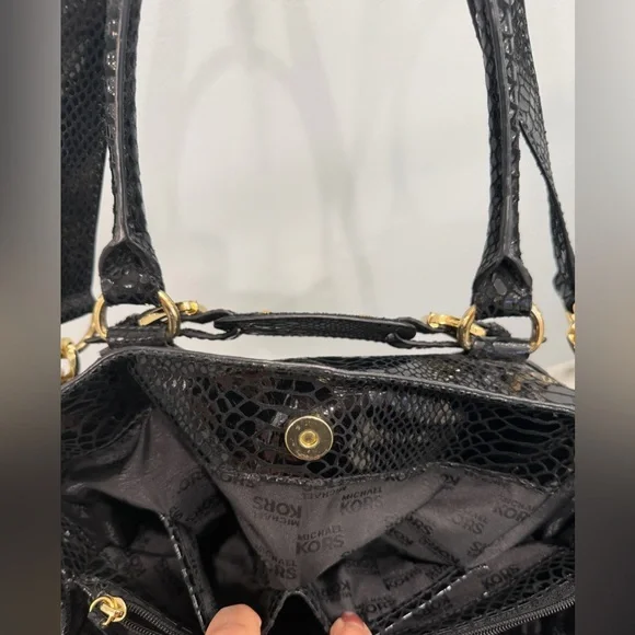 Michael Kors Black Snake-Embossed Shoulder /crossbody Bag with Gold Chains - Picture 6 of 11